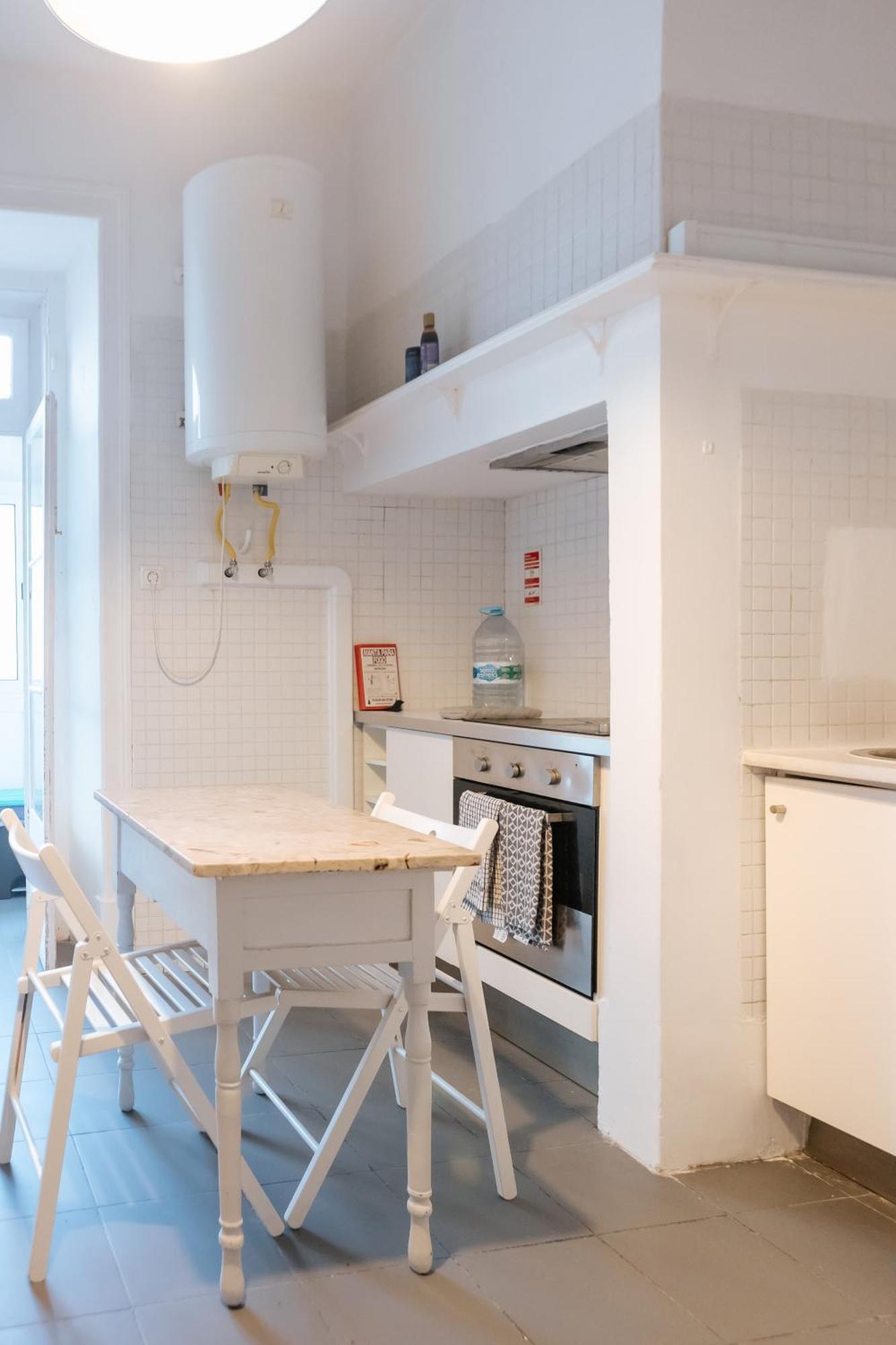 Diogo's Alcantara I By Mycelia Apartment