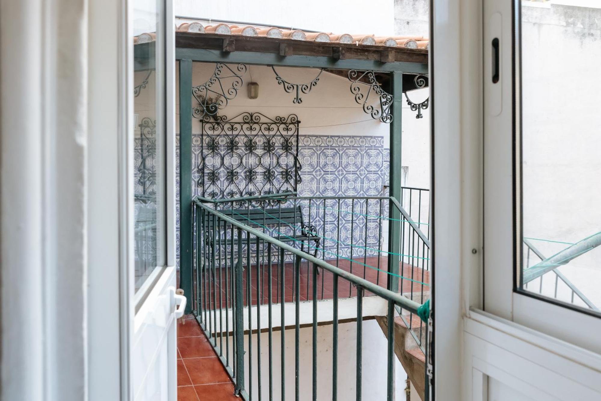 Apartment Diogo's Alcantara I By Mycelia Lissabon
